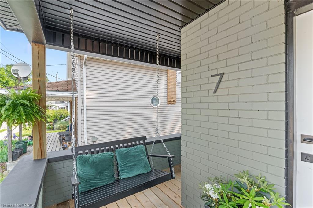 7 Esther Street Property Photo 5
