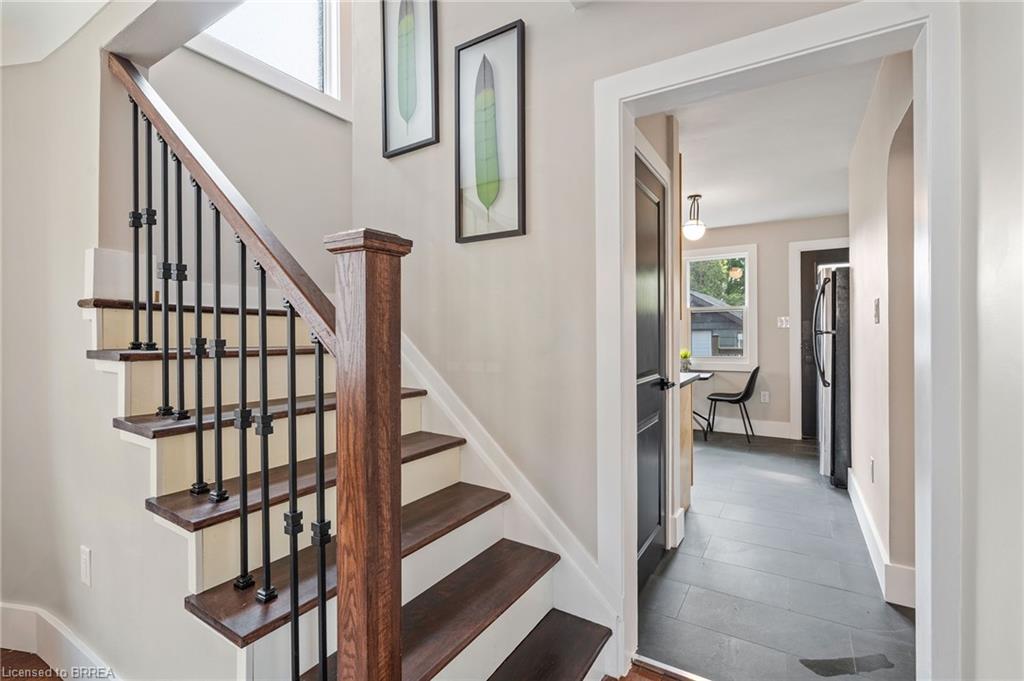 7 Esther Street Property Photo 15