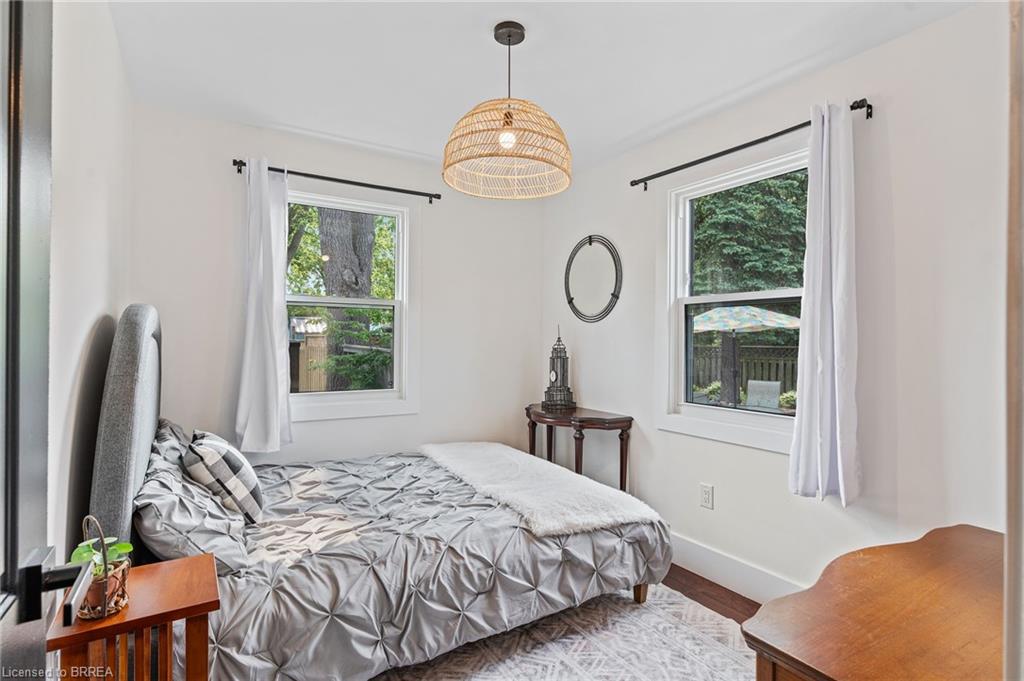 7 Esther Street Property Photo 18