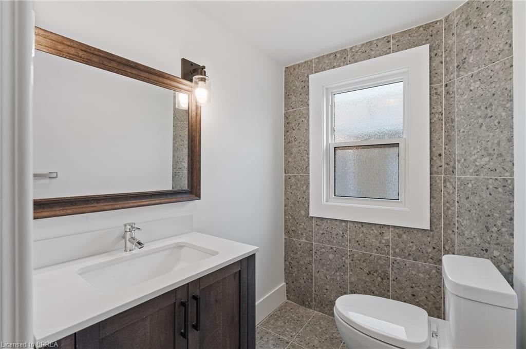 7 Esther Street Property Photo 27