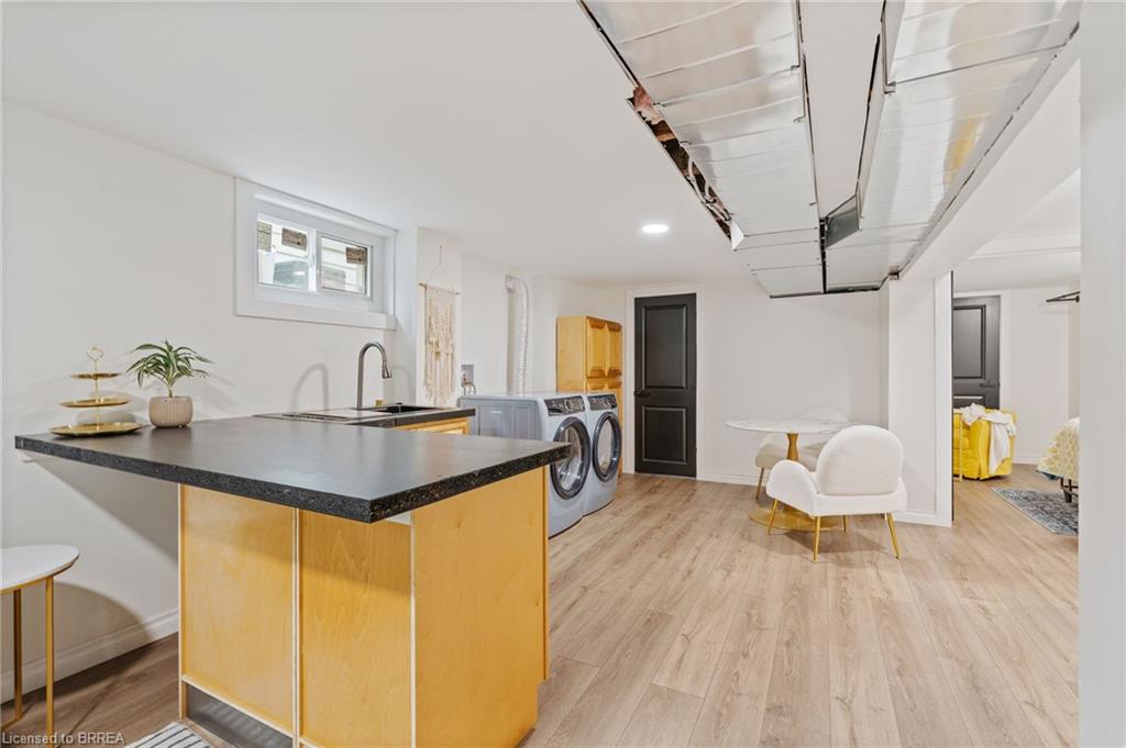 7 Esther Street Property Photo 34