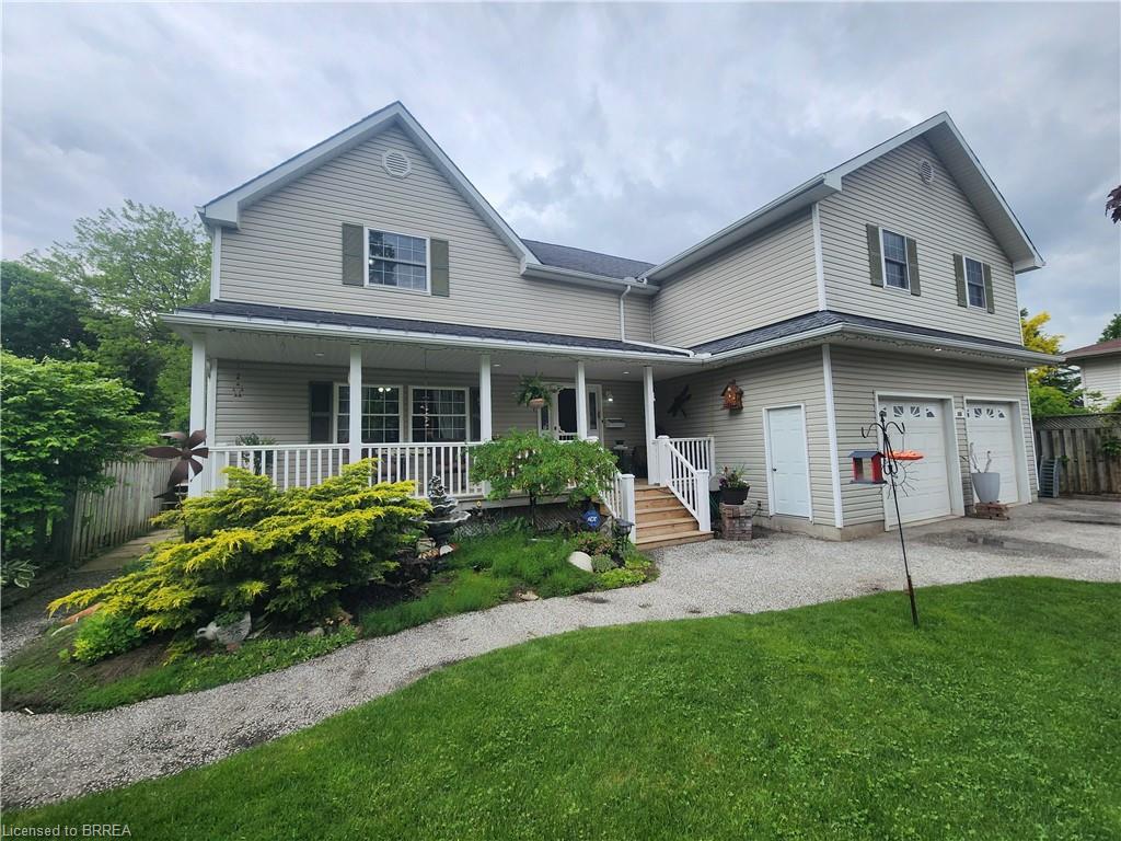 388 Mckellar Street