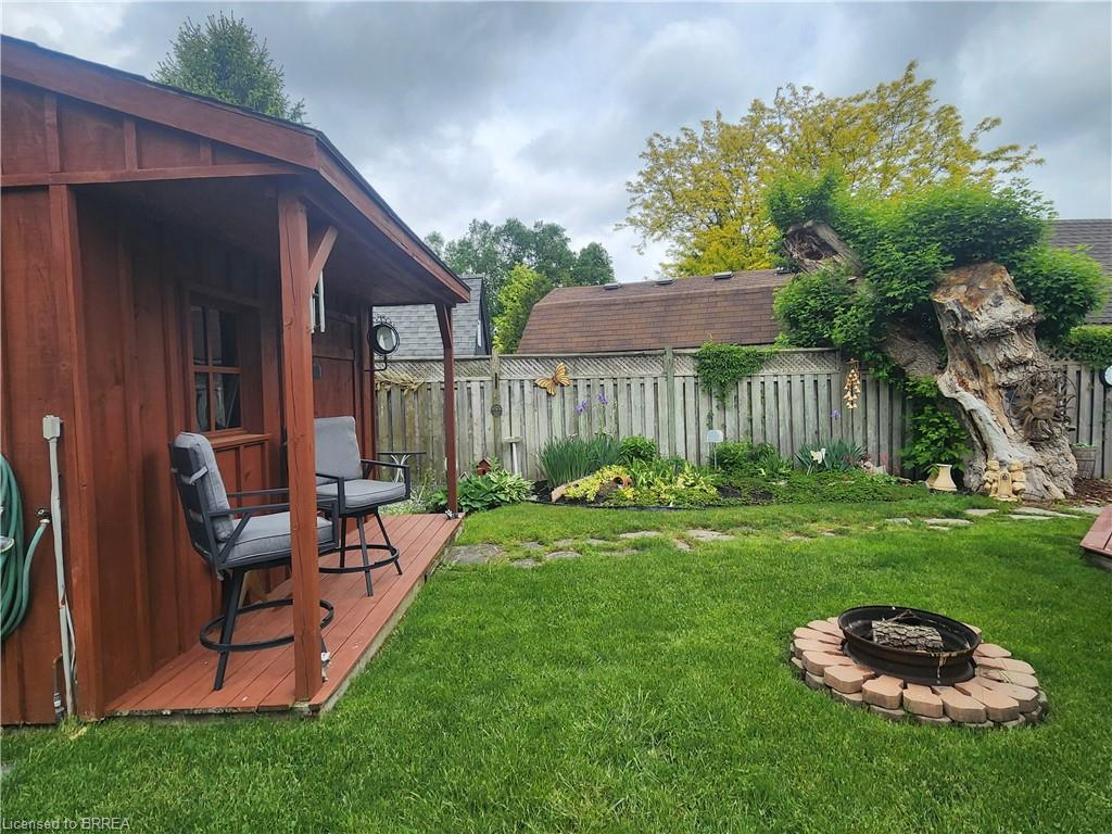 388 Mckellar Street Property Photo 48