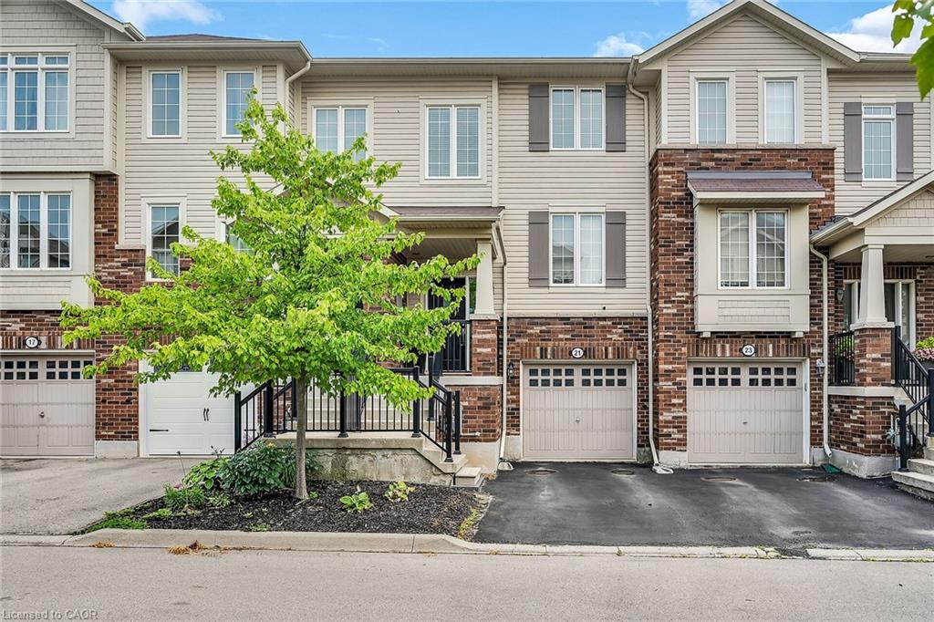 21 Hepworth Crescent Property Photo 1