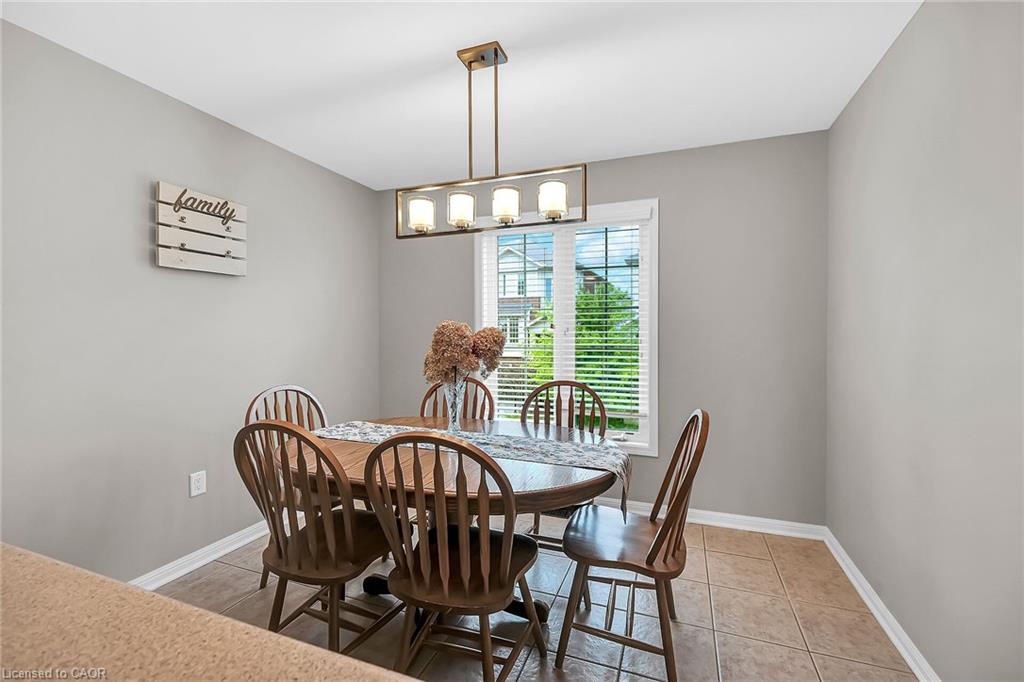 21 Hepworth Crescent Property Photo 11