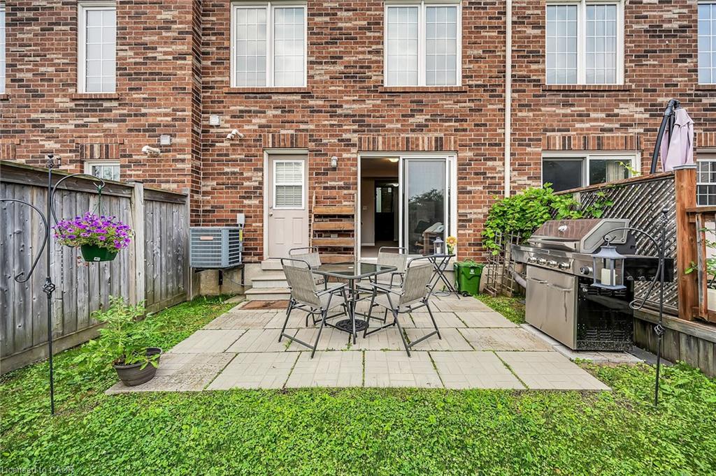 21 Hepworth Crescent Property Photo 38