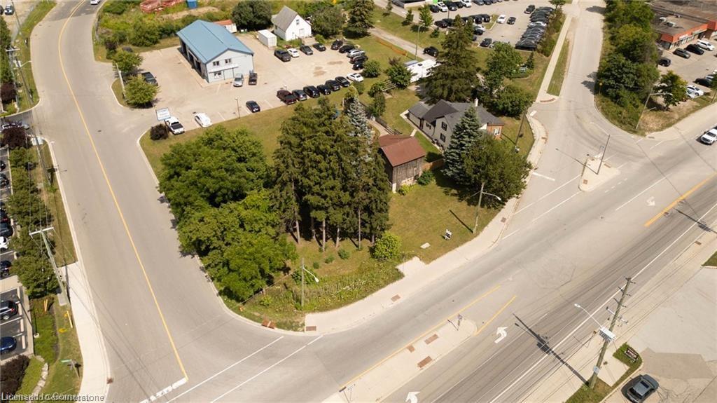 28 Manitou Drive Property Photo 6