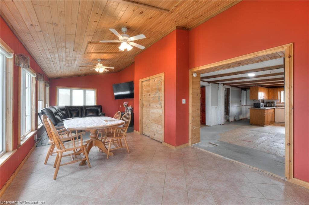 28 Manitou Drive Property Photo 15