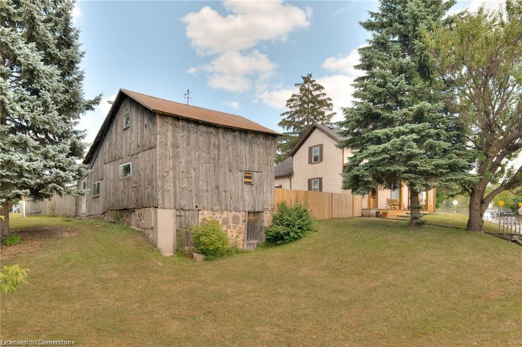 28 Manitou Drive Property Photo 25