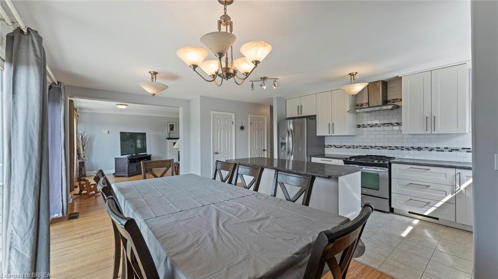 598 Colborne Street W Property Photo 13