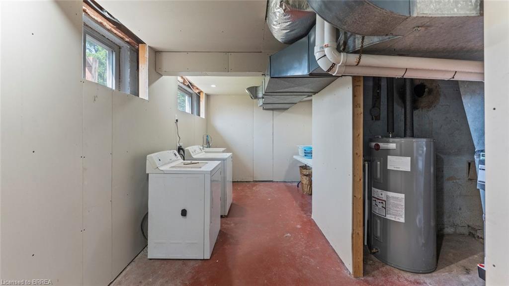 598 Colborne Street W Property Photo 24