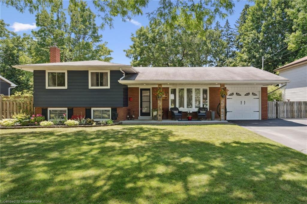 1059 Marley Crescent Property Photo 1