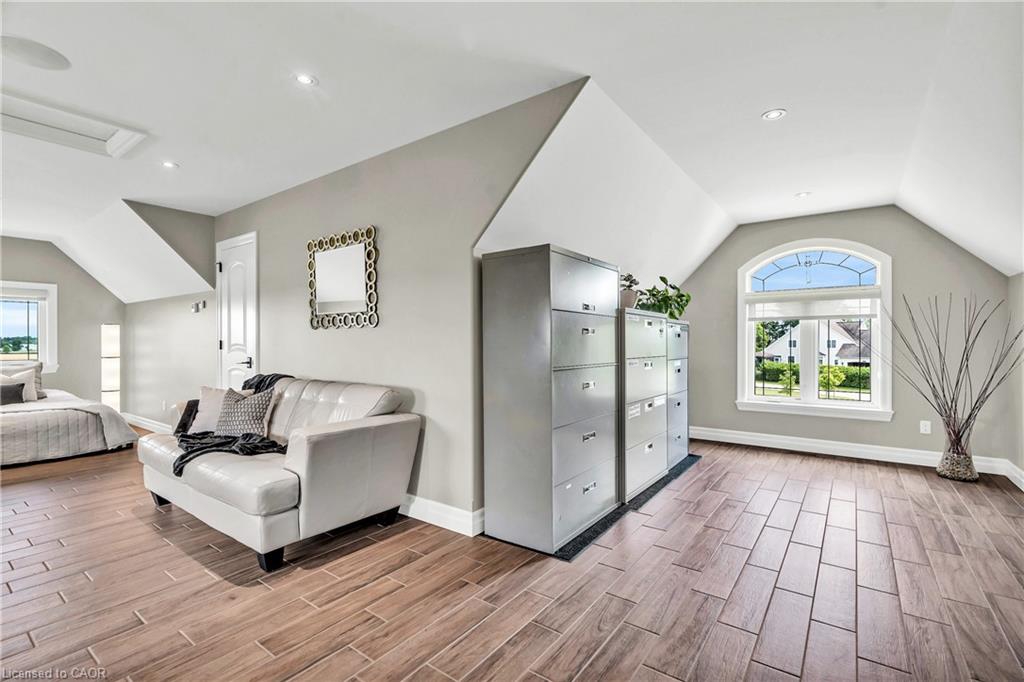 46 Anita Drive Property Photo 35