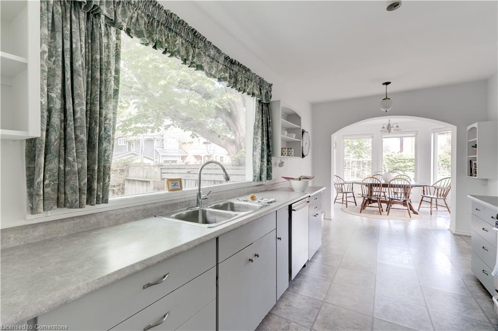 1427 Ontario Street Property Photo 25