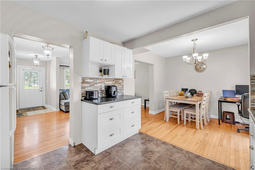 102-105 Hansen Road N Property Photo 9