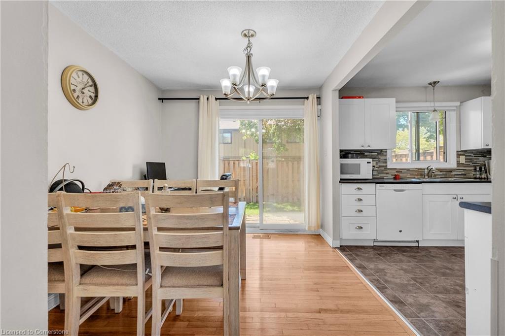 102-105 Hansen Road N Property Photo 10