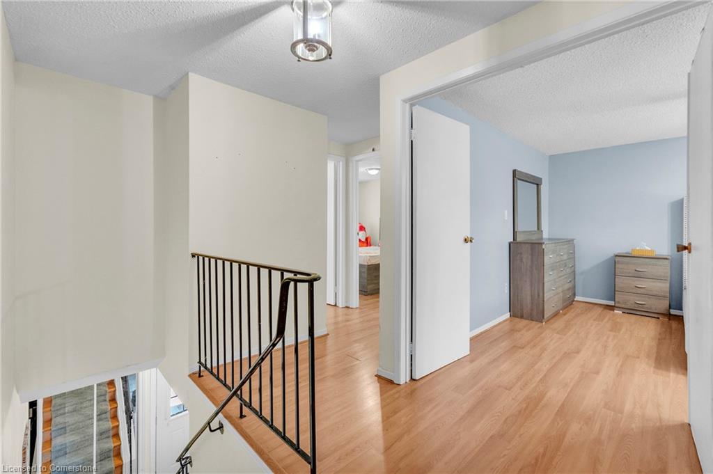 102-105 Hansen Road N Property Photo 13