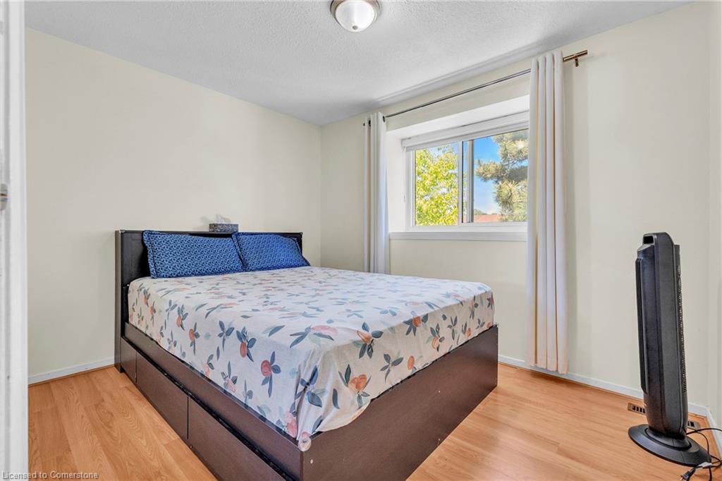 102-105 Hansen Road N Property Photo 20