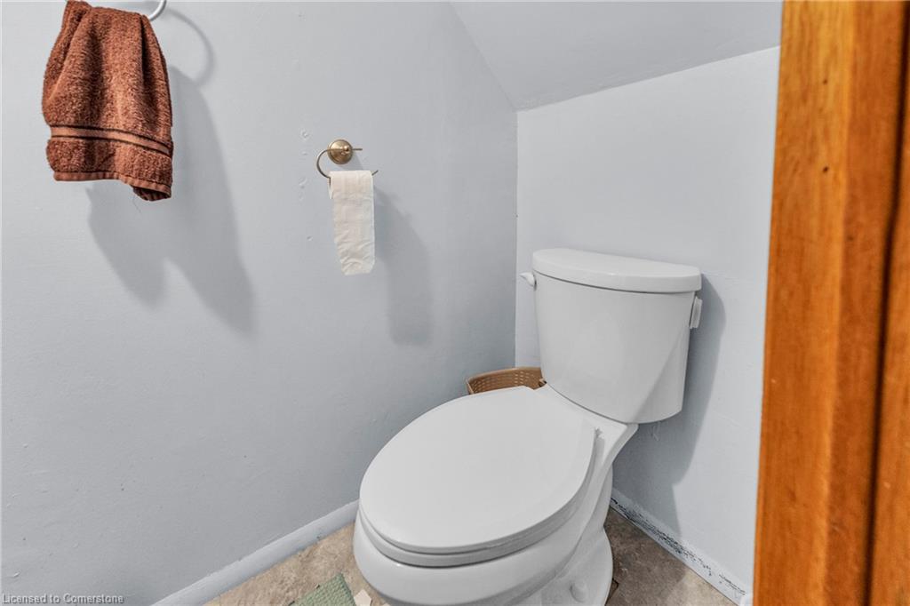 102-105 Hansen Road N Property Photo 24