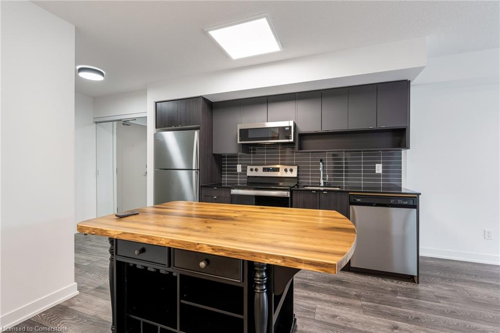 B220-1119 Cooke Blvd Property Photo 7