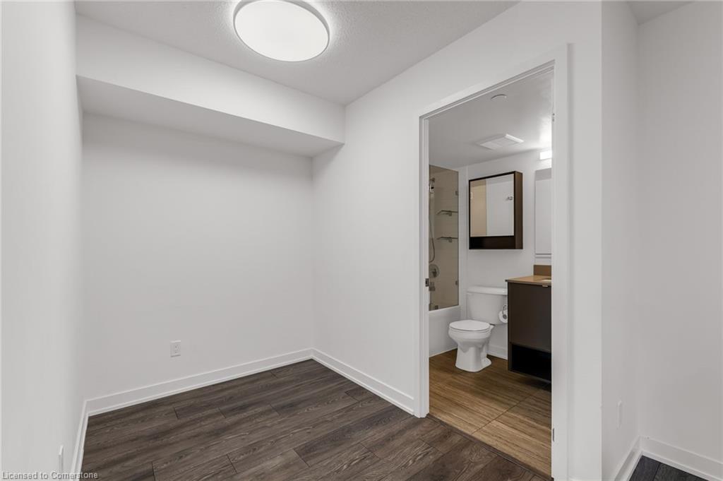 B220-1119 Cooke Blvd Property Photo 13