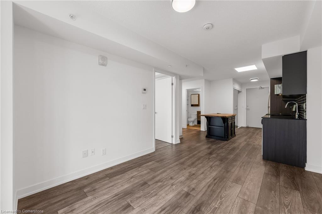 B220-1119 Cooke Blvd Property Photo 17