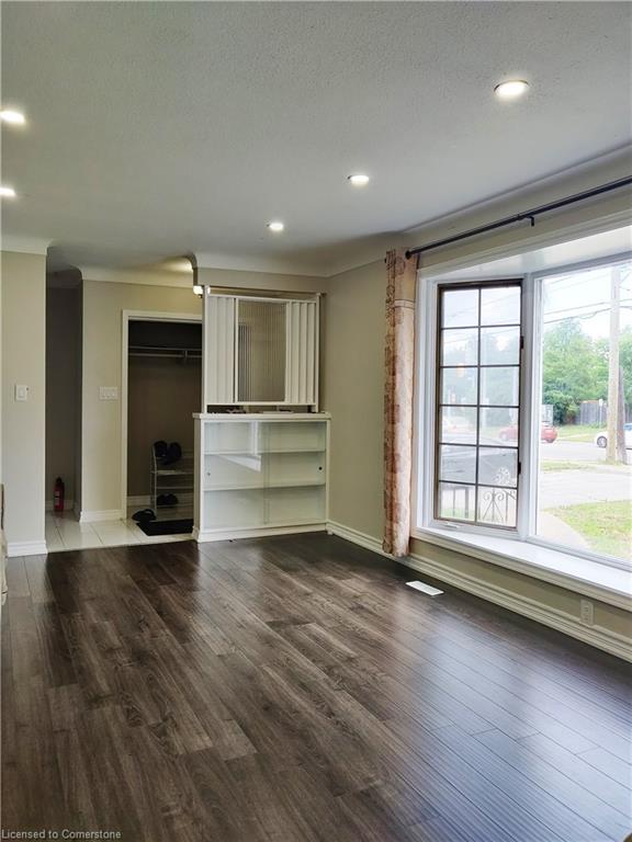 86 Glendale Avenue Property Photo 5