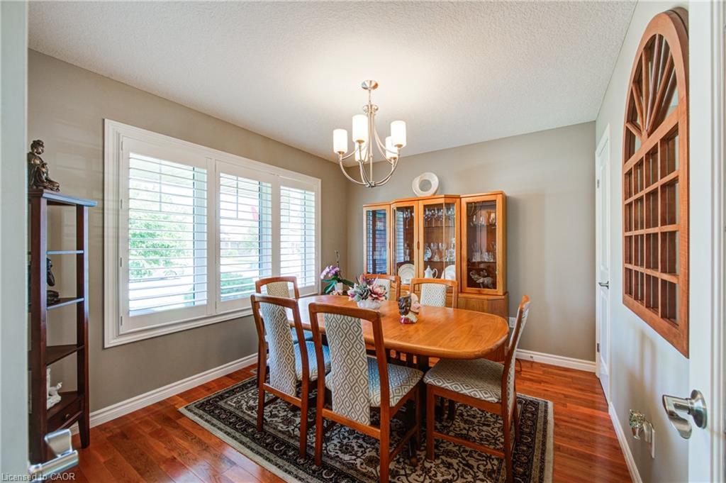 19 Colin Avenue Property Photo 8