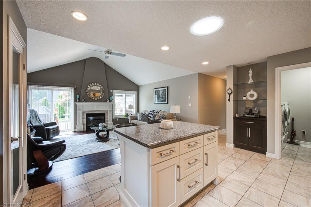 19 Colin Avenue Property Photo 15