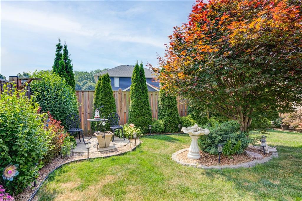 19 Colin Avenue Property Photo 36