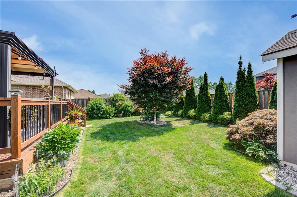 19 Colin Avenue Property Photo 42