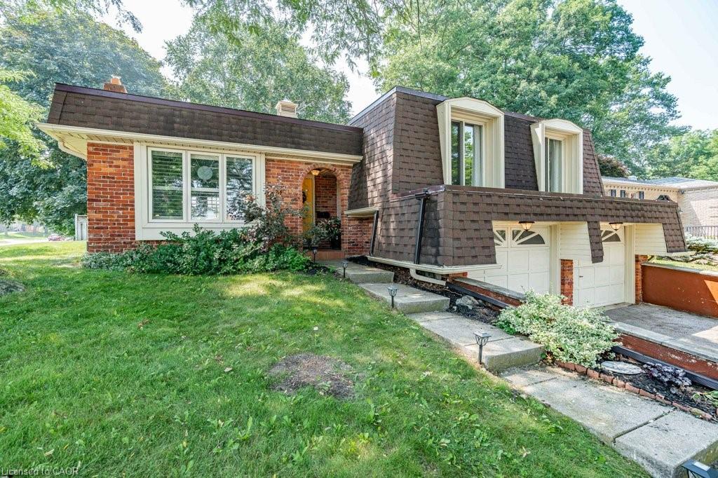 44 Cedarland Drive Property Photo 4