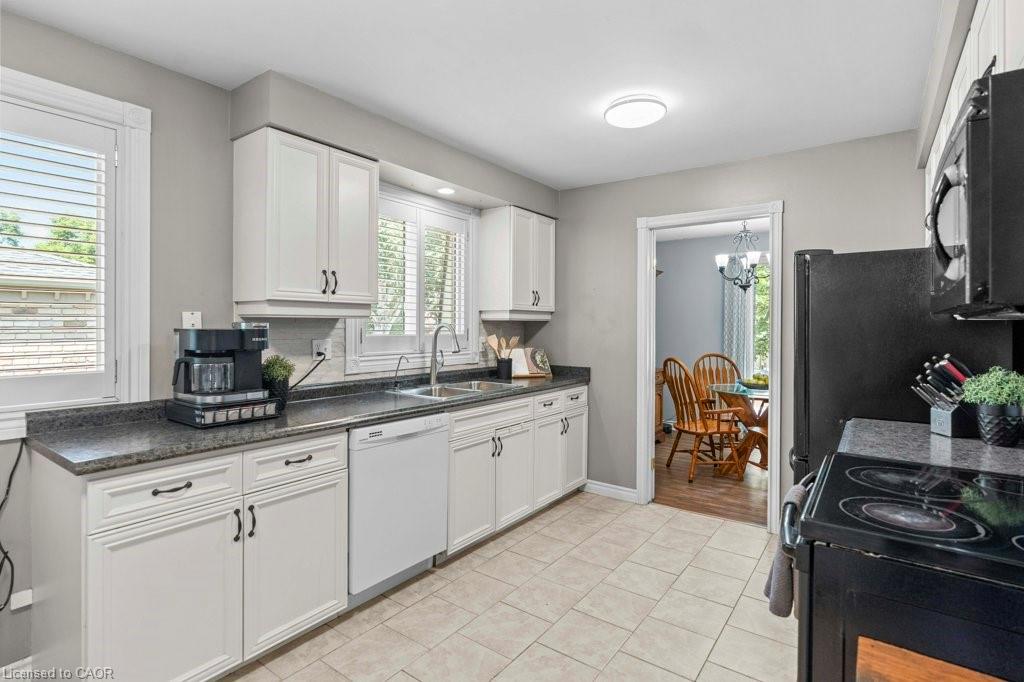 44 Cedarland Drive Property Photo 26