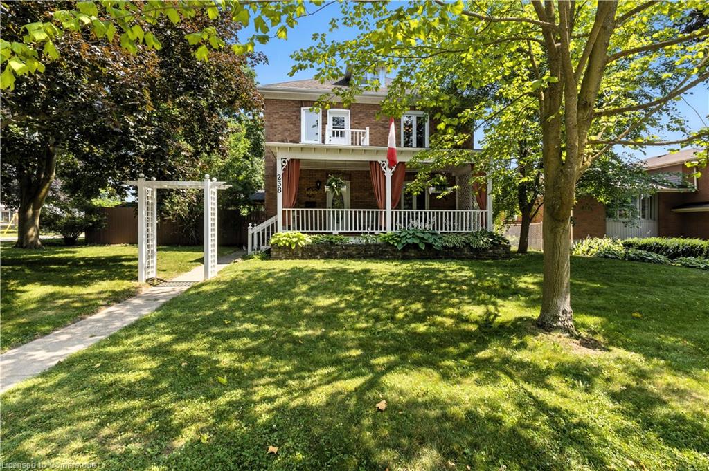 238 Maple Street Property Photo 1