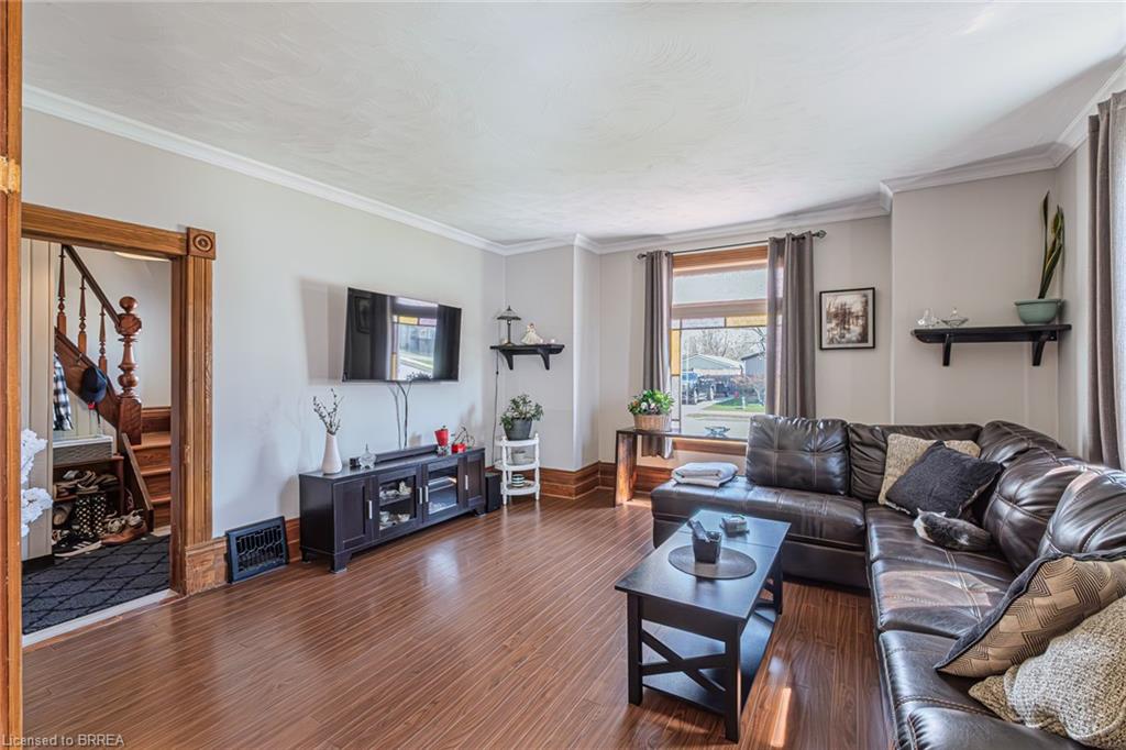 11 Alexander Street Property Photo 8