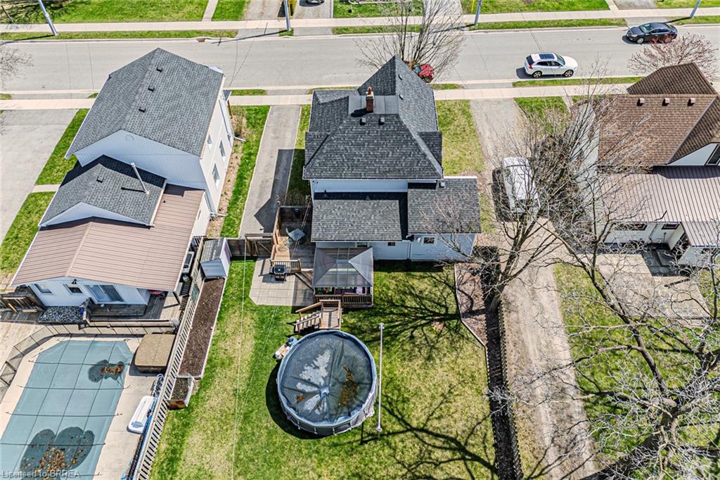 11 Alexander Street Property Photo 46