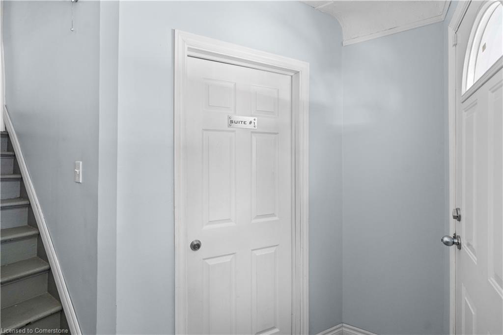 18 Barnesdale Avenue N Property Photo 7