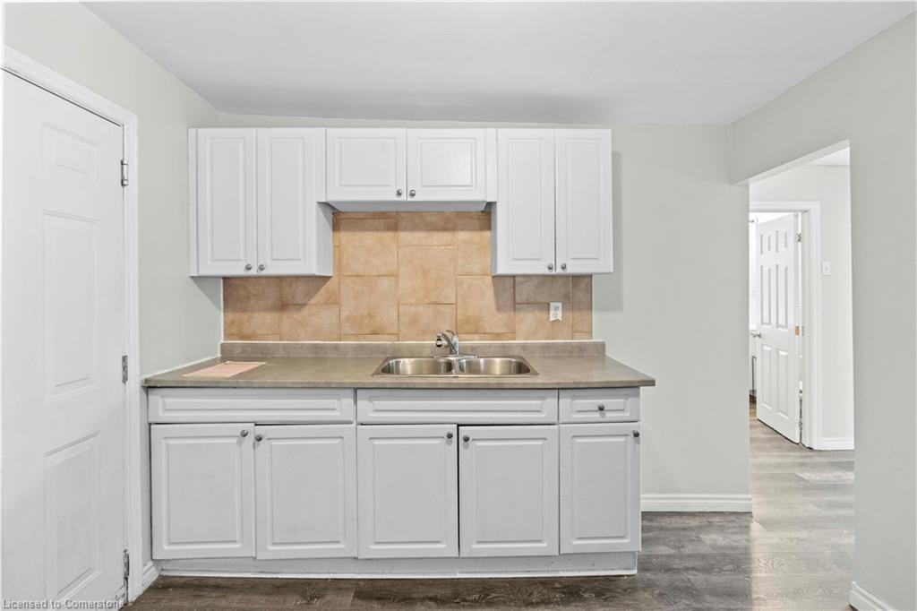 18 Barnesdale Avenue N Property Photo 19