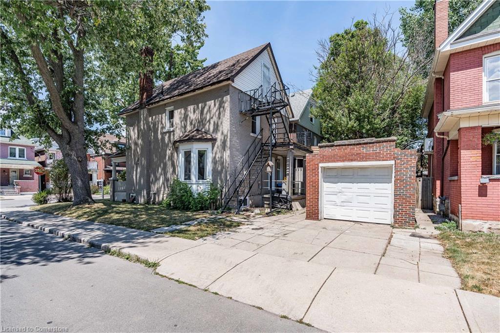 18 Barnesdale Avenue N Property Photo 36