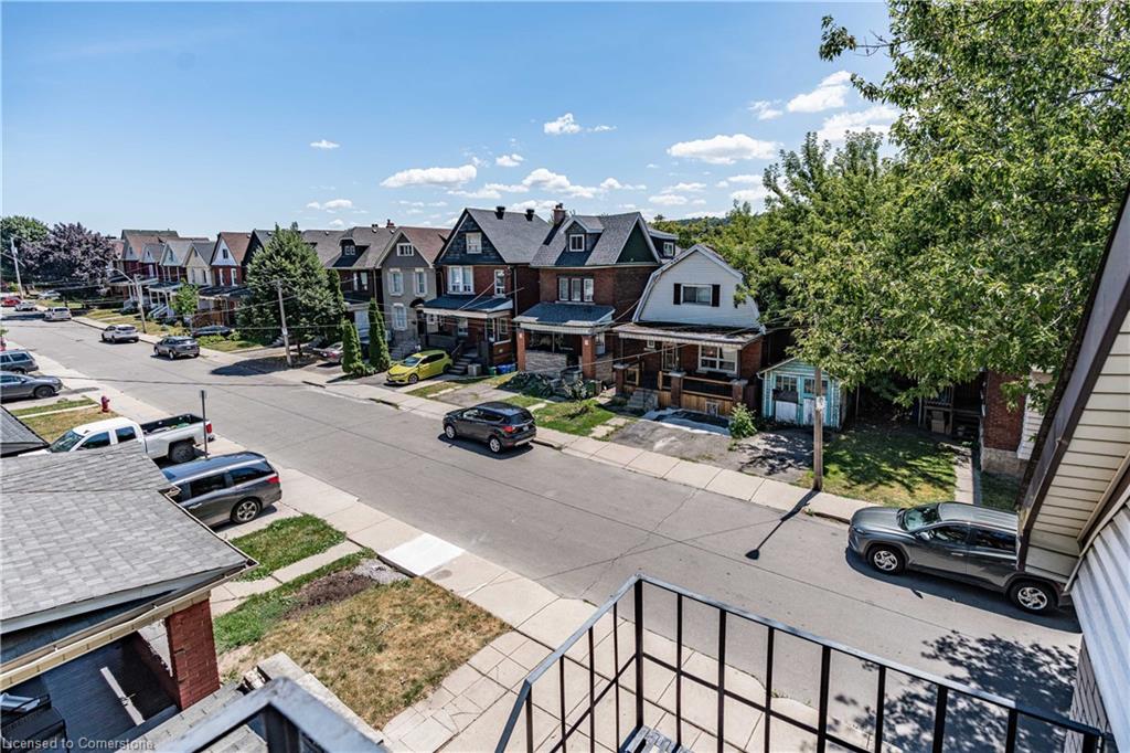 18 Barnesdale Avenue N Property Photo 44