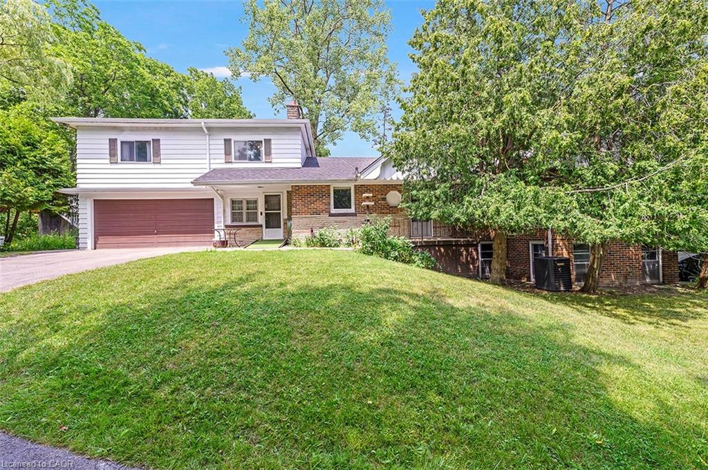 18 Sullivan's Lane Property Photo 1