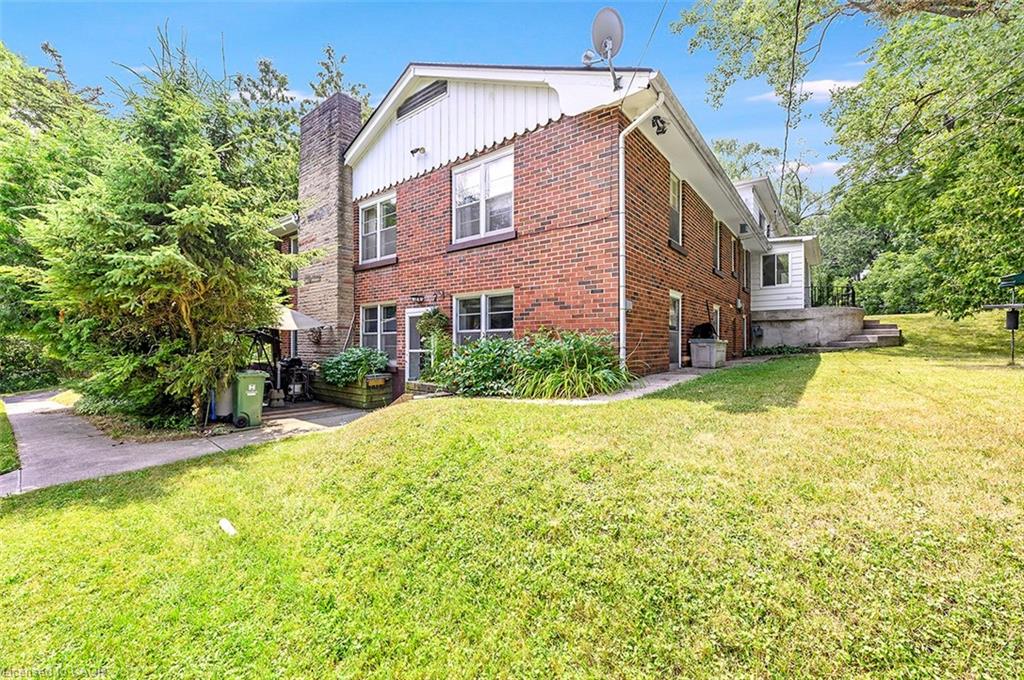 18 Sullivan's Lane Property Photo 2