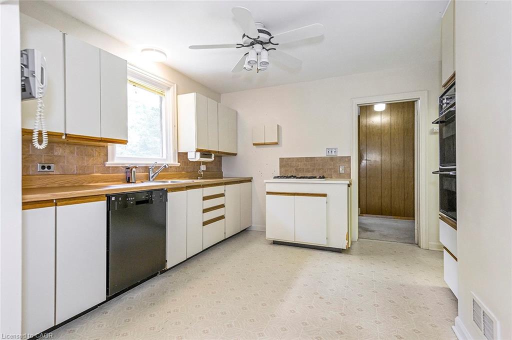 18 Sullivan's Lane Property Photo 20