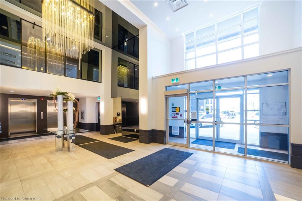 201-10 Concord Place Property Photo 3