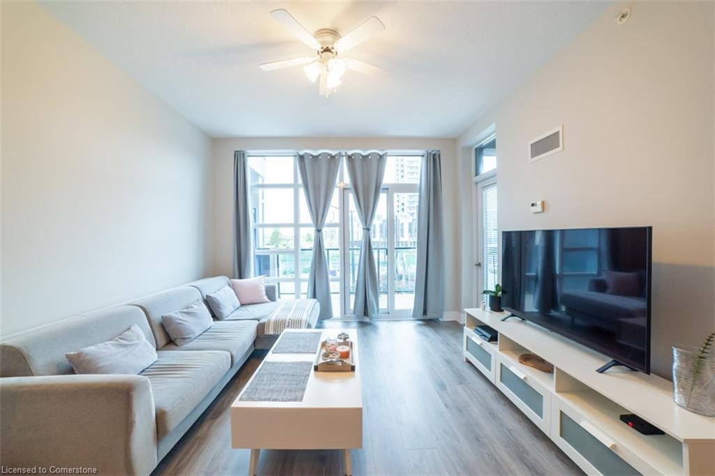 201-10 Concord Place Property Photo 10