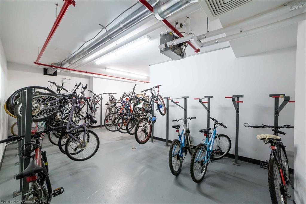 201-10 Concord Place Property Photo 31