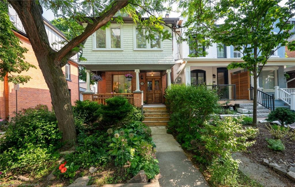 300 Charlton Avenue W Property Photo 1