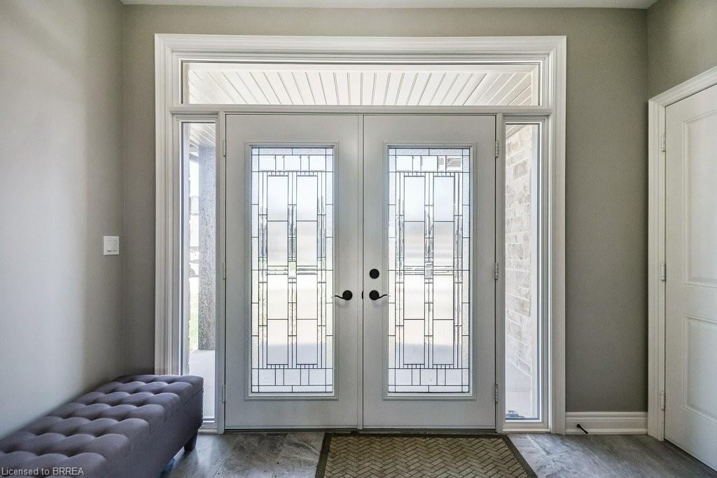 139 Craddock Boulevard Property Photo 2