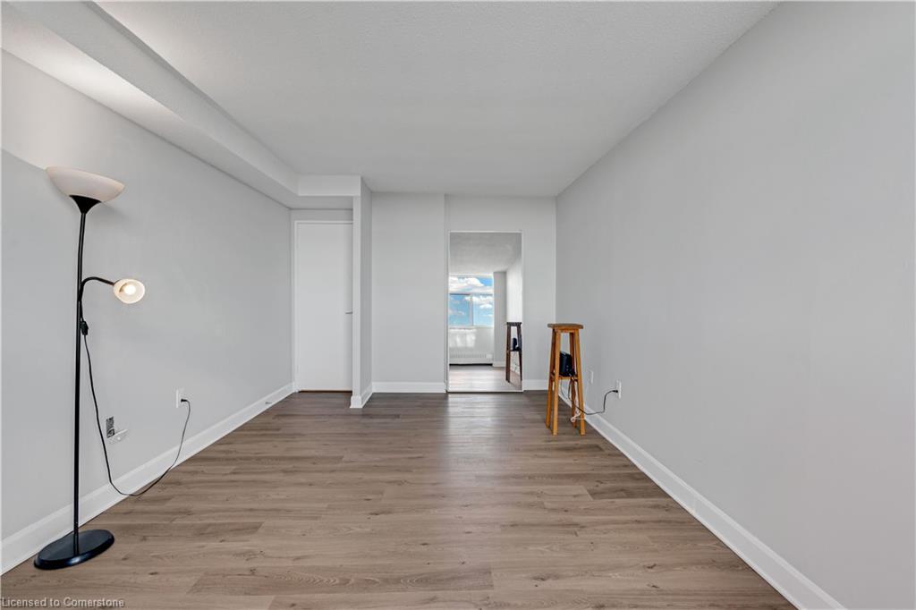 1004-2301 Derry Road W Property Photo 26