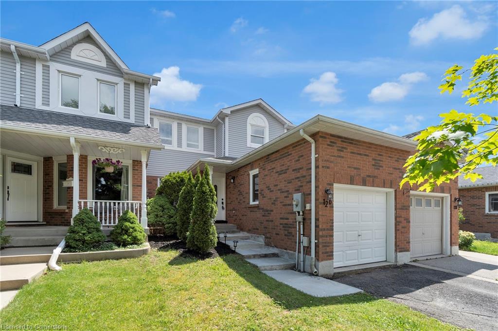 126 Fairgreen Close Property Photo 1